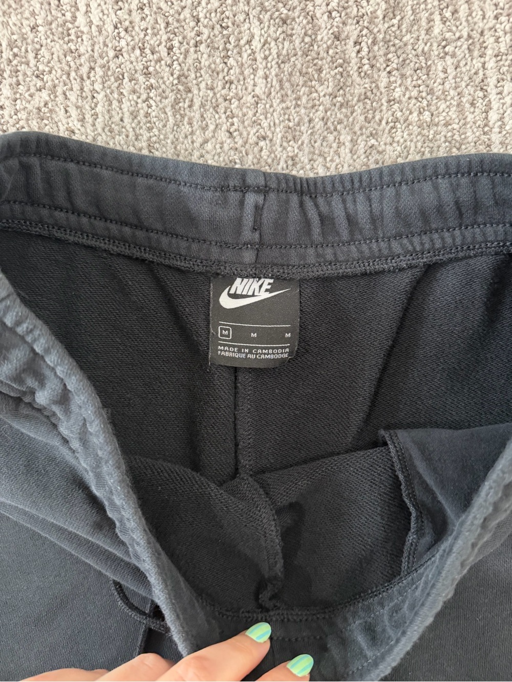 Nike Black Athletic Shorts with White Swoosh Logo - Picture 4 of 4